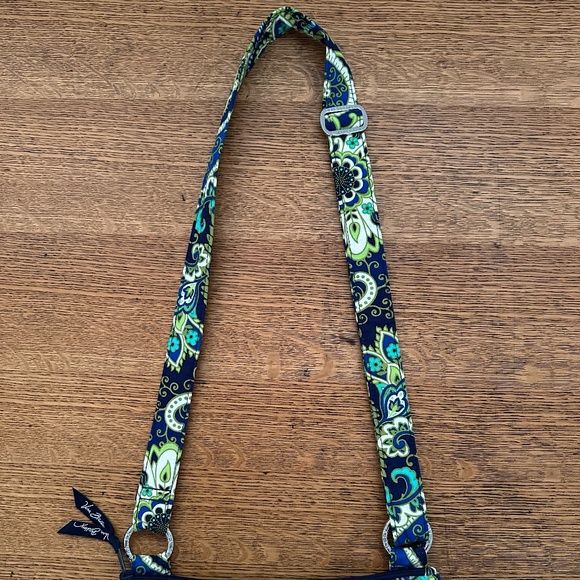 Vera Bradley Triple Zip Hipster - Picture 3 of 4